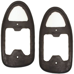 REAR LAMP LENS TO WING SEAL VW BEETLE 68-73